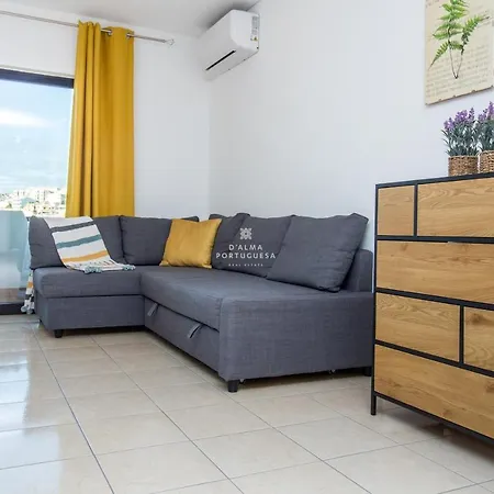 Apartment Ouravale *