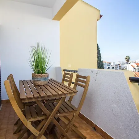 Apartment Ouravale *