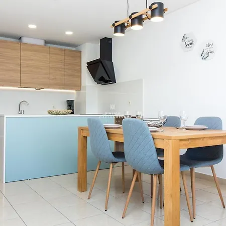 Ouravale Apartment